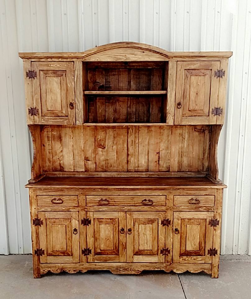 Custom Hutch