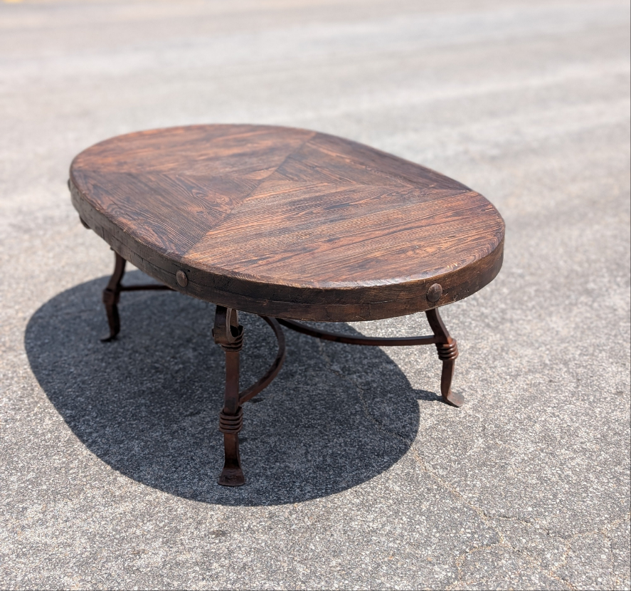Pesada Iron Coffee Table - Oval