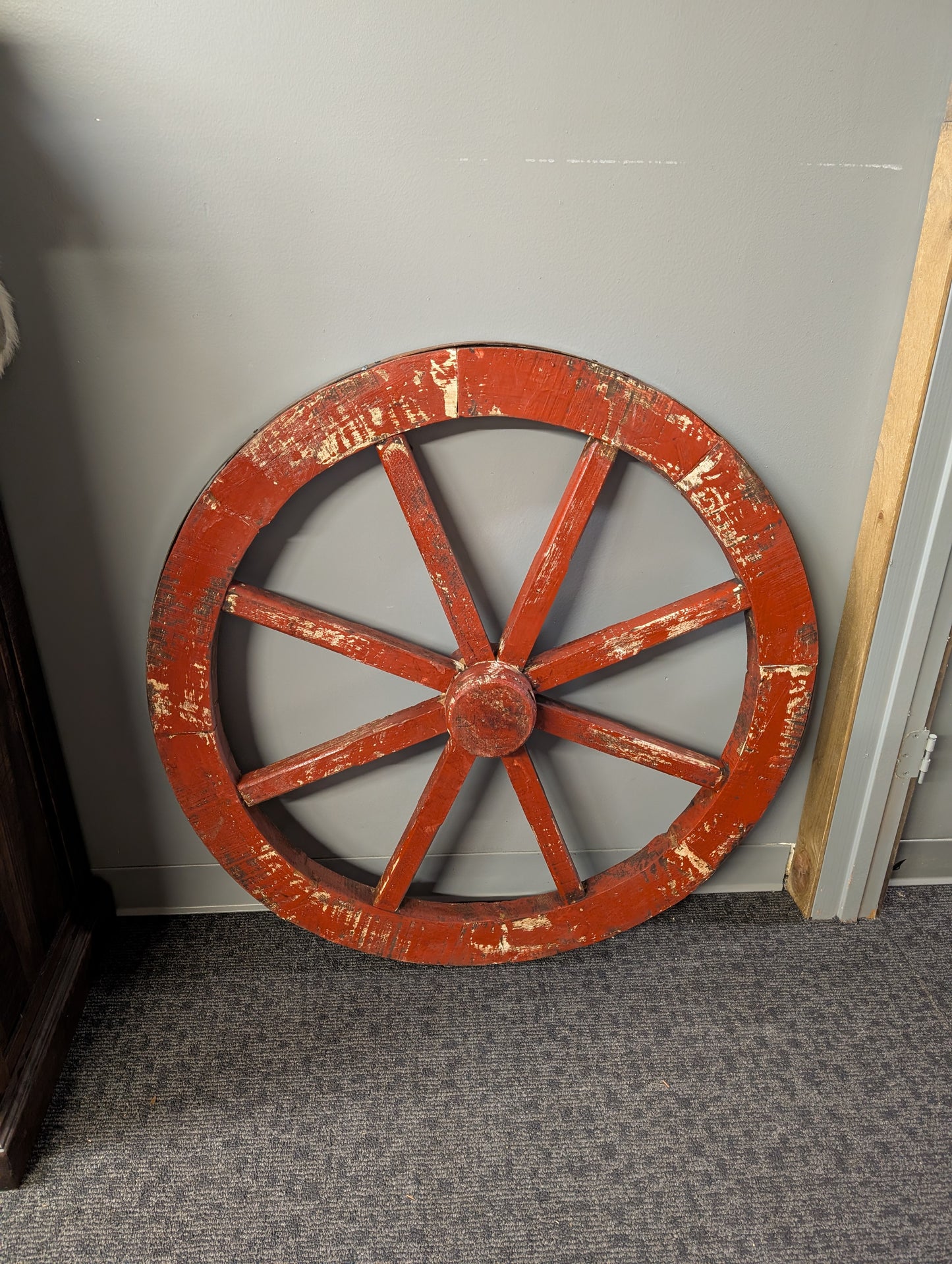 Wagon Wheel Decor