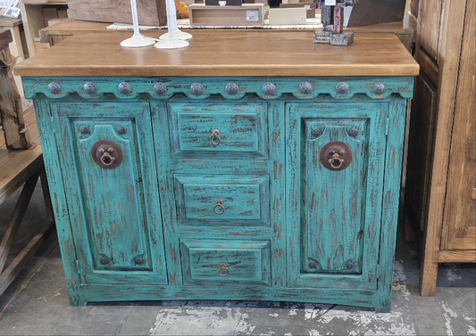 Barcelona Cabinet