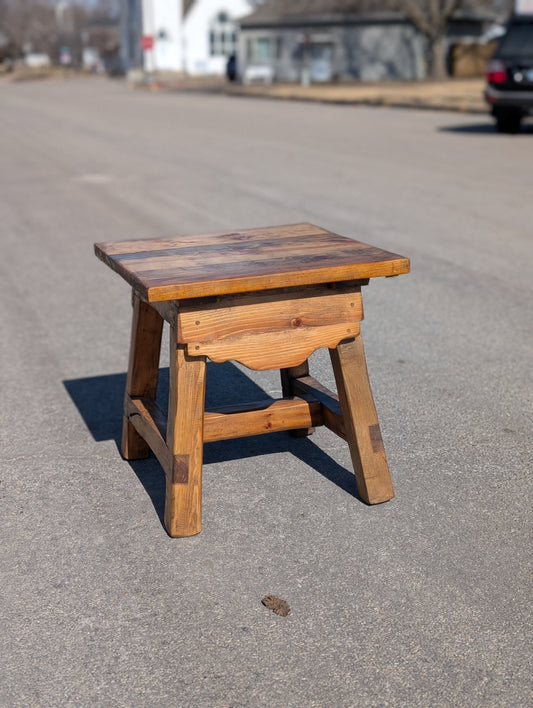 Longhorn End Table - IS