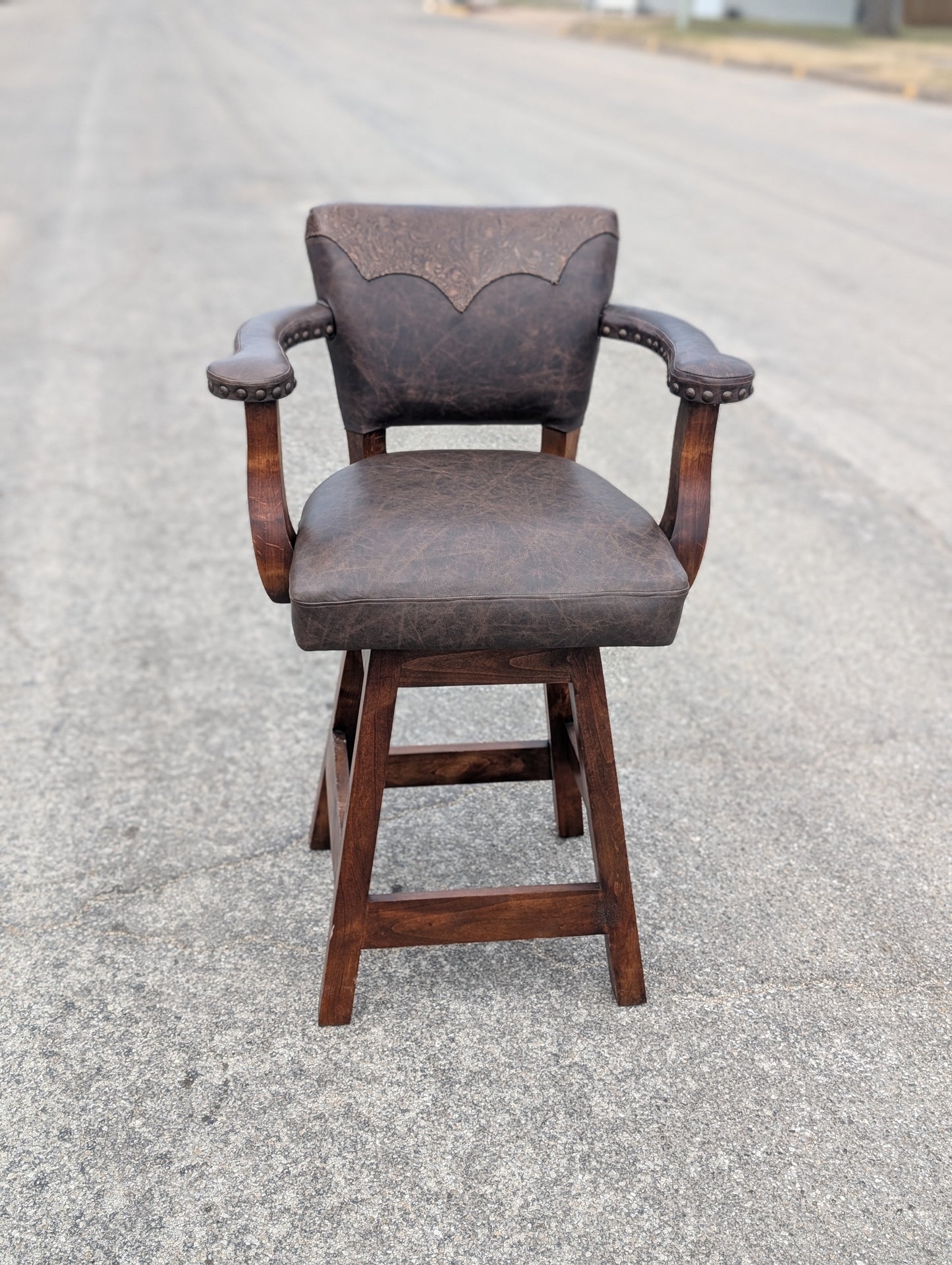 Sierra Canyon Tooled Leather Barstool - IS