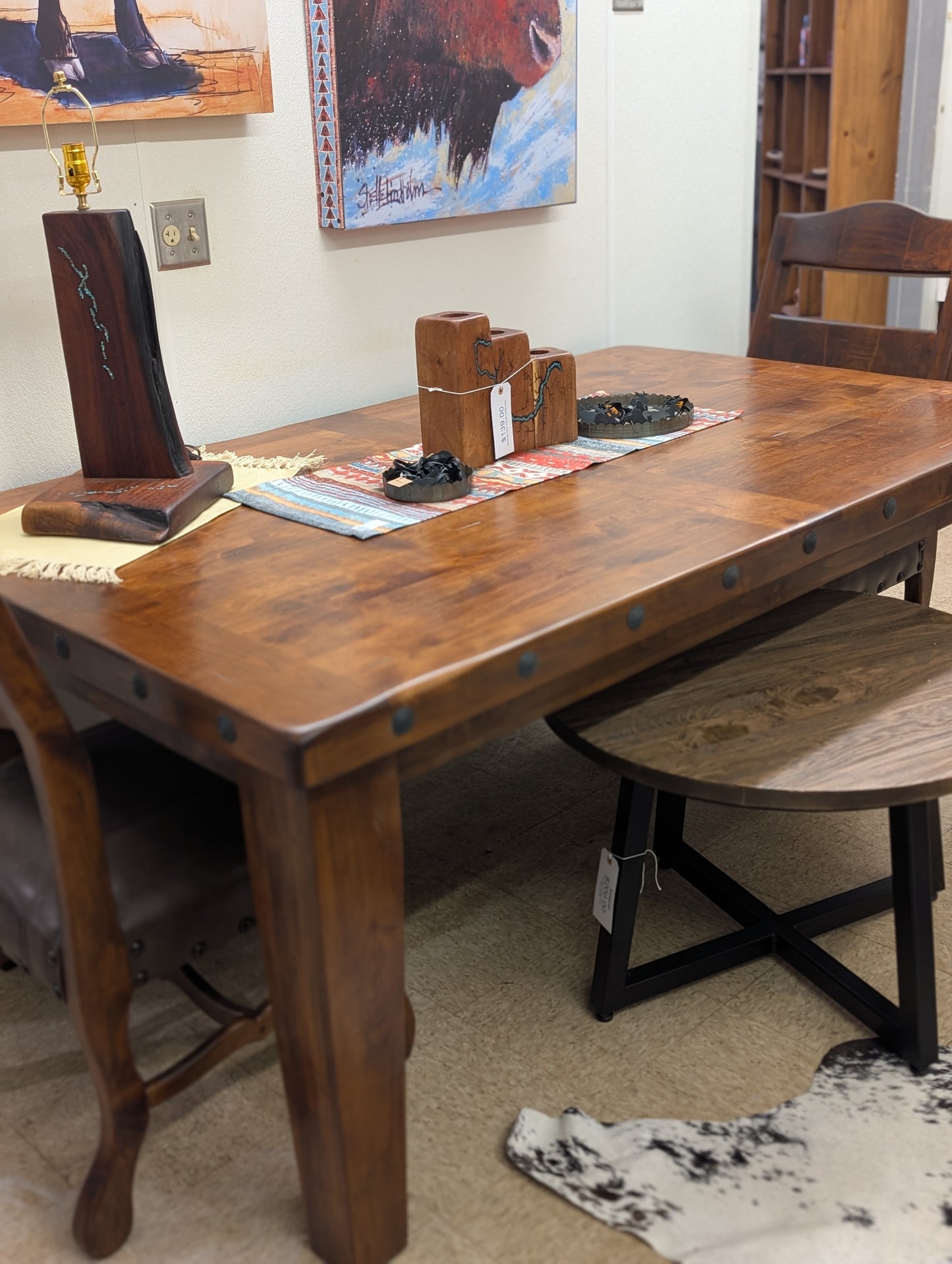 Nail Alder Table