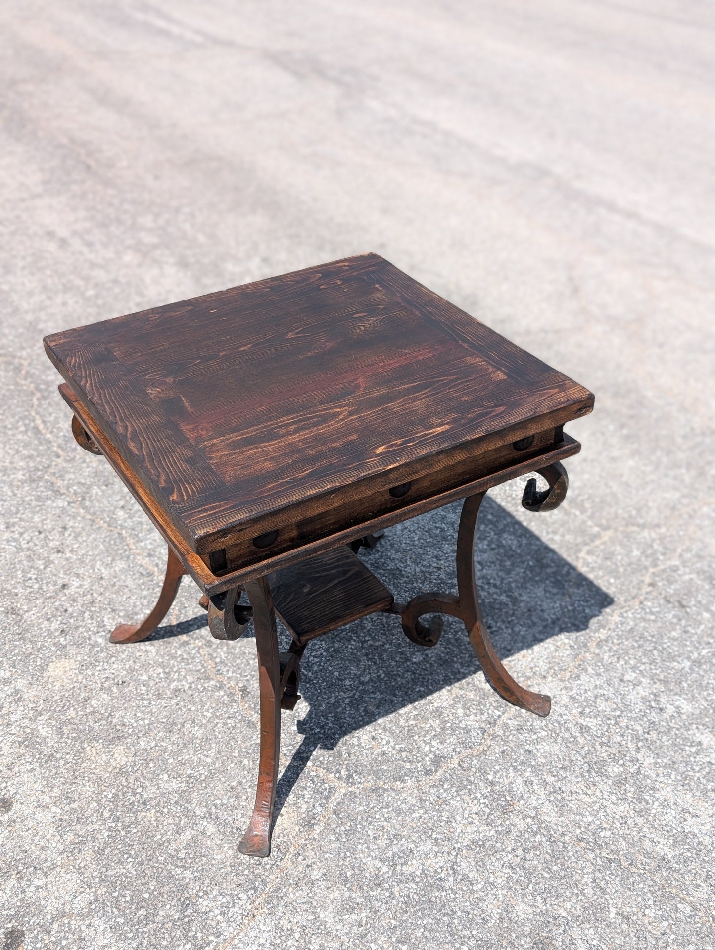 Pesada Iron End Tables - Square