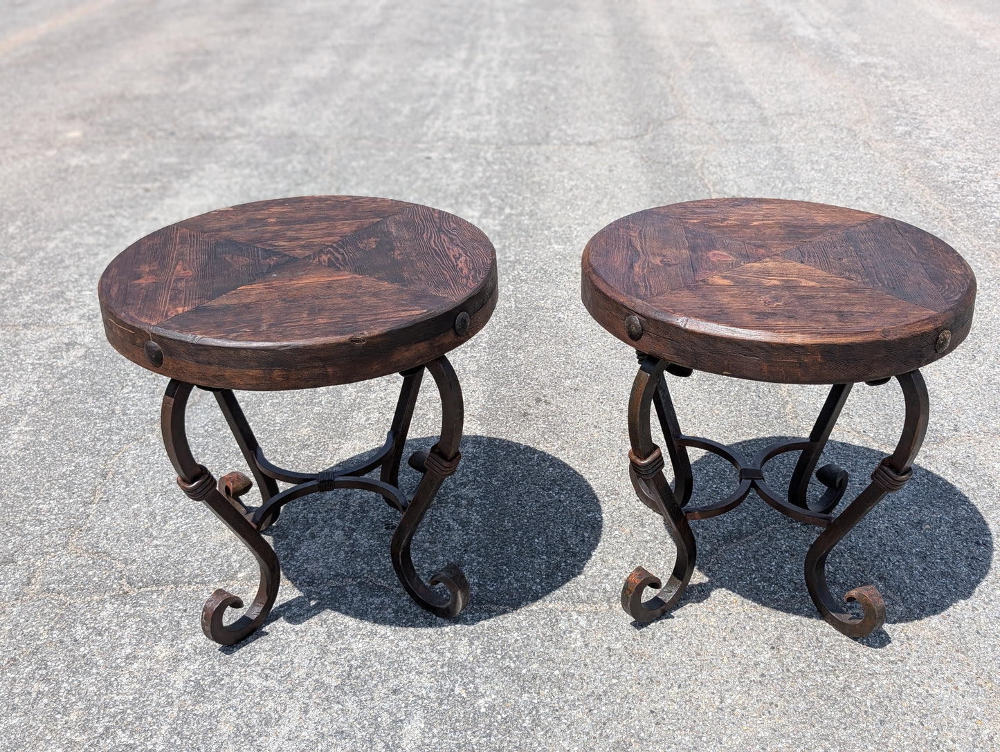 Pesada Iron End Tables - Round