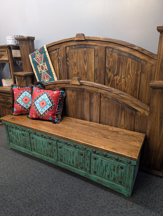 King M Bed - IS