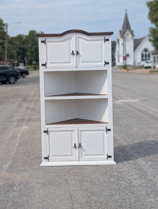 Farmhouse Corner Bookshelf - IS